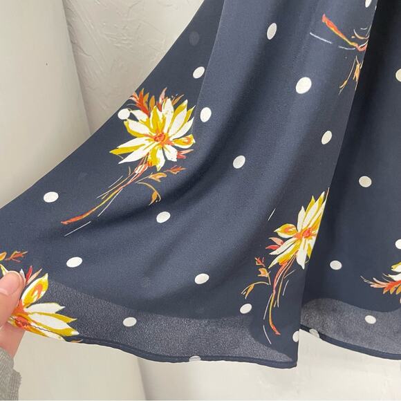 Banana Republic Navy Blue Floral Flutter Sleeve Mini Dress Womens 0 Tie Waist - Picture 3 of 8